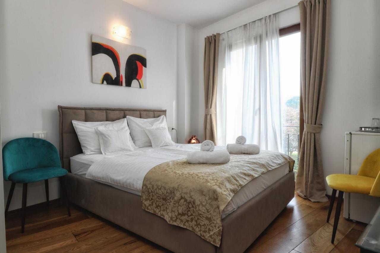 Kseni Accommodation Rovigno Esterno foto
